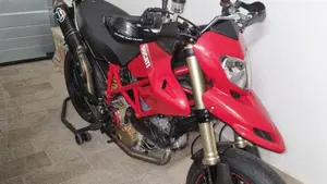 Ducati Hypermotard 1100 S (2007 - 09)  (9)