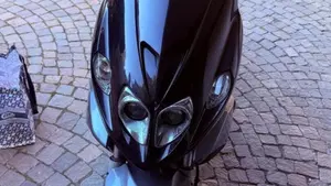 Malaguti F12 Phantom 50 R Liquid Cooled (2008 - 11)  (5)