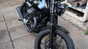 Moto Guzzi V7 850 Stone Special Abs (2021) 