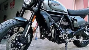 Ducati Scrambler 800 Night Shift (2021 - 22) 