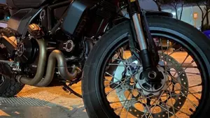 Ducati Scrambler 800 Night Shift (2021 - 22)  (2)