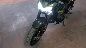 Kawasaki Z 900 (2020)  (2)
