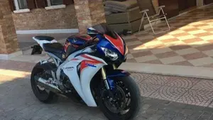 Honda CBR 1000 RR Fireblade (2008 - 11) 