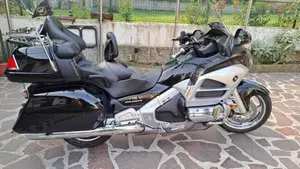 Honda GL 1800 Gold Wing (2012 - 17)  (3)
