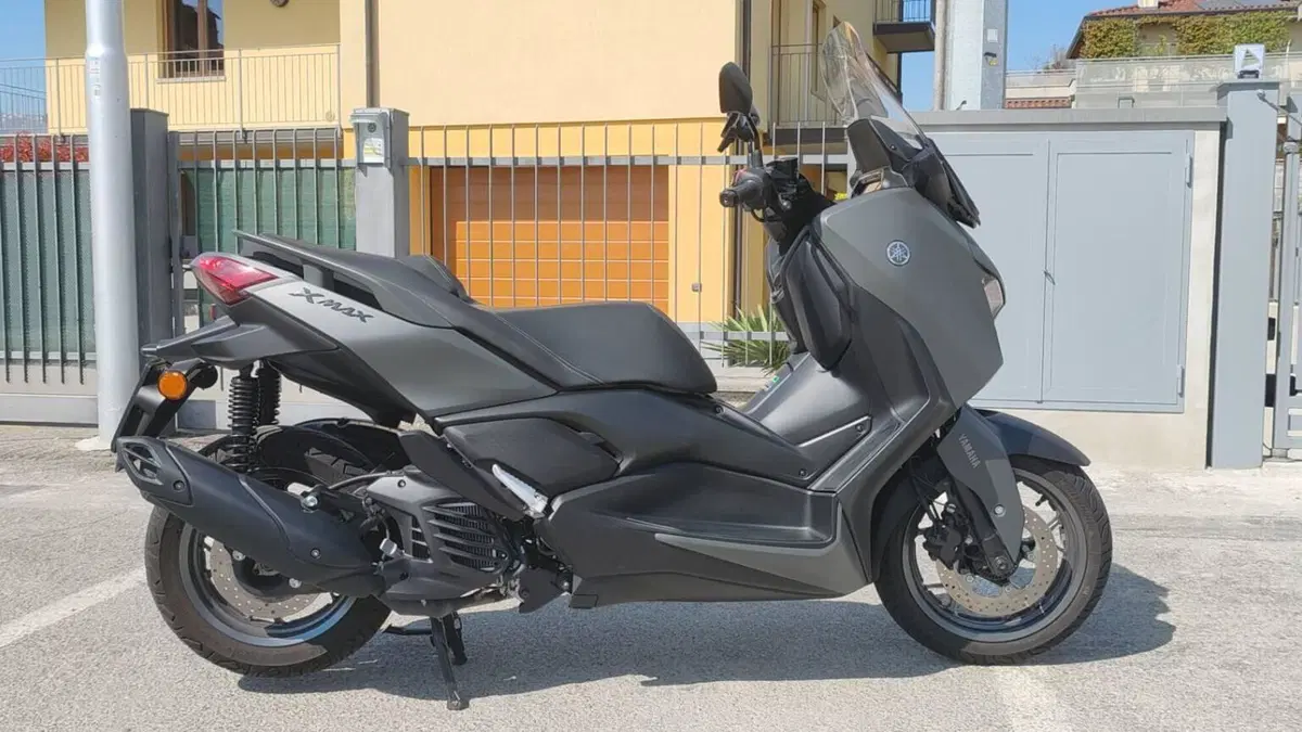 Yamaha X-Max 125 (2025 - 26)  (3)