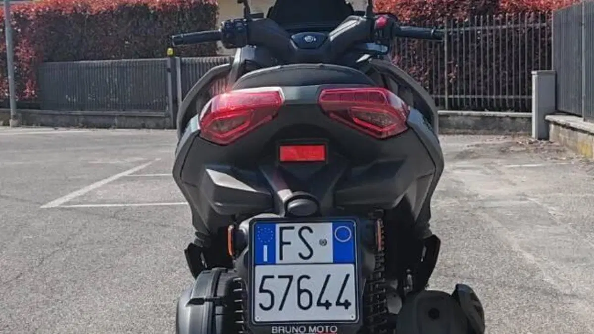 Yamaha X-Max 125 (2025 - 26)  (6)