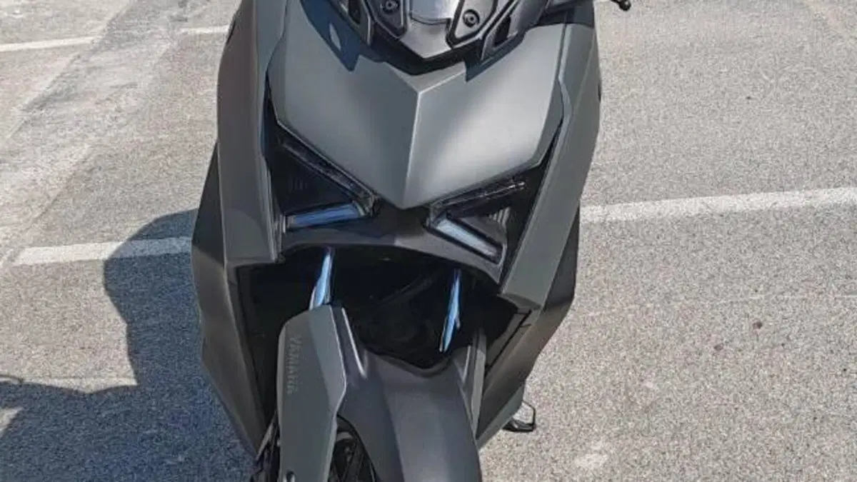 Yamaha X-Max 125 (2025 - 26)  (7)