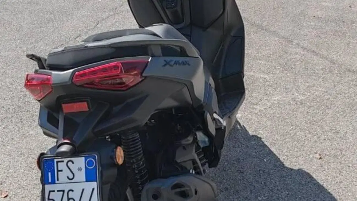 Yamaha X-Max 125 (2025 - 26)  (8)