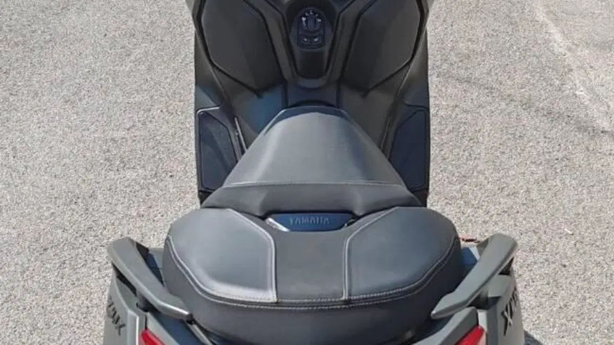 Yamaha X-Max 125 (2025 - 26)  (9)