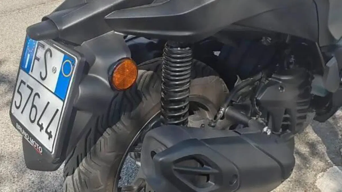 Yamaha X-Max 125 (2025 - 26)  (11)