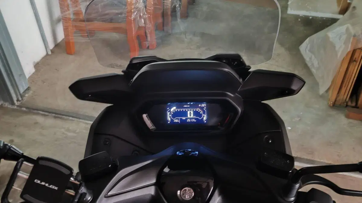 Yamaha X-Max 125 (2025 - 26)  (13)