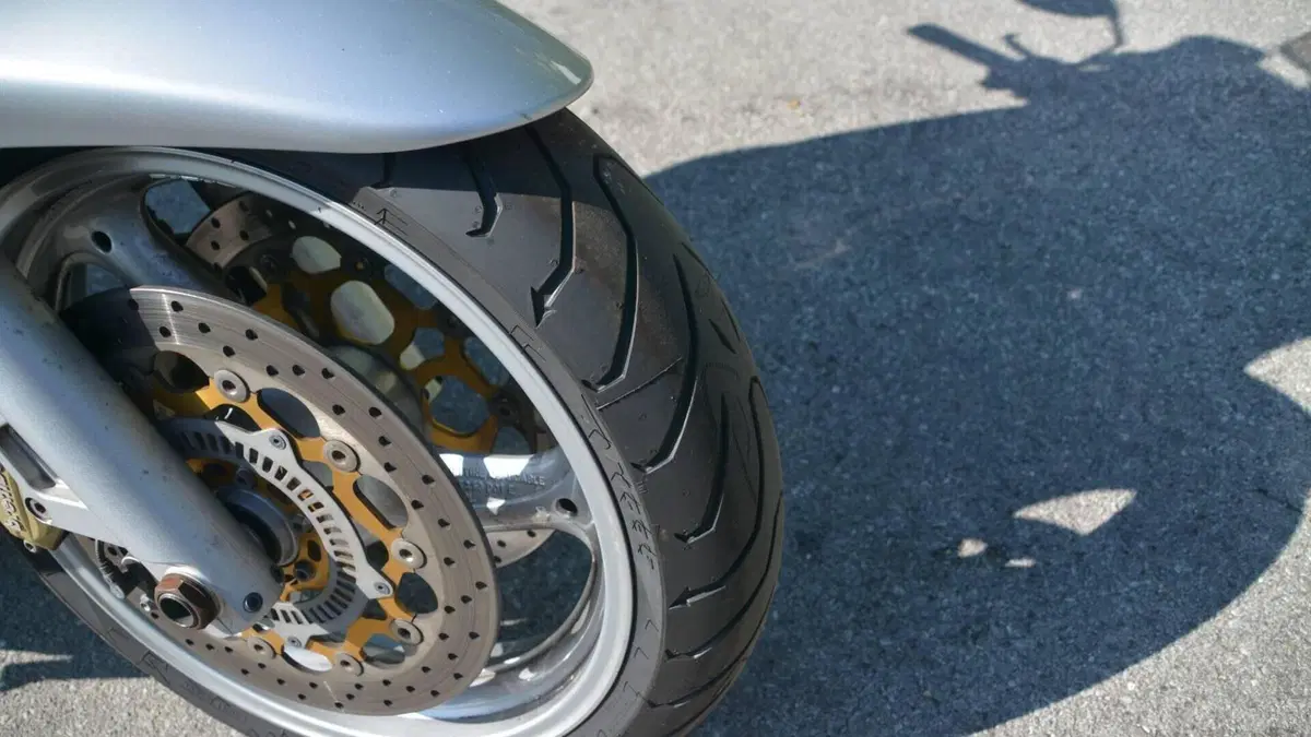 Moto Guzzi Norge 1200 (2006 - 10)  (6)
