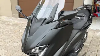 Yamaha T-Max 560 20° anniversario (2021) usata
