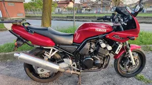 Yamaha  