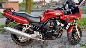 Yamaha   (6)