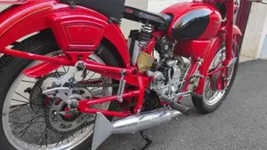 Moto Guzzi   (2)