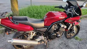 Yamaha   (11)