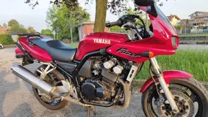 Yamaha   (13)