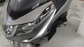 Piaggio X10 500 Executive (2011 - 17) usata