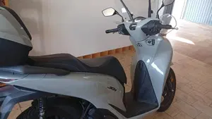 Honda SH 125i (2024 - 25)  (6)