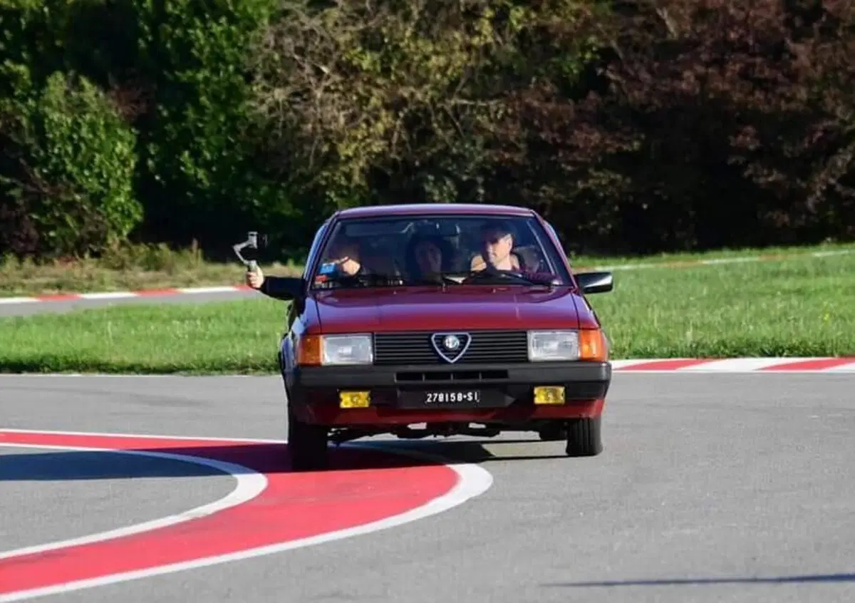 Alfa Romeo Arna L  (2)