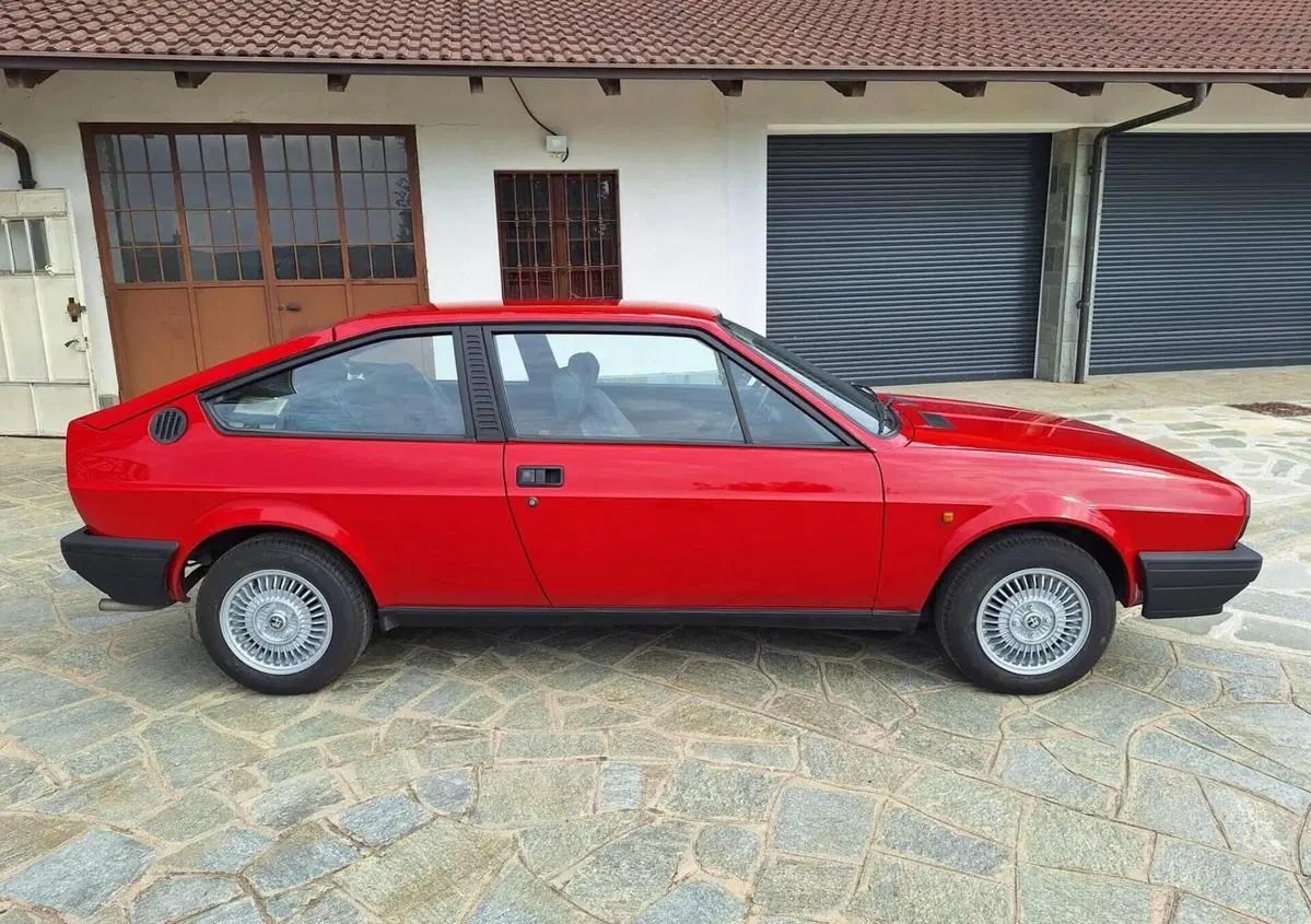 Alfa Romeo Sprint 1.3  (3)