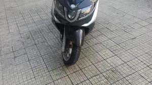 Piaggio X10 350 ie (2011 - 17)  (4)
