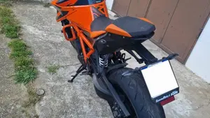 KTM 1290 Super Duke R (2021)  (2)