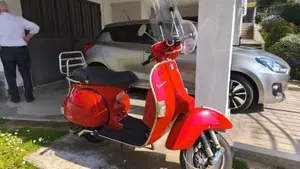 Piaggio Vespa 150 PX (1980 - 00)  (2)