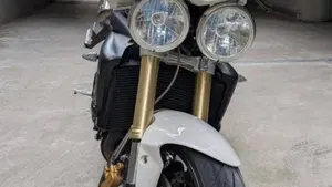 Triumph Street Triple (2007 - 12)  (5)