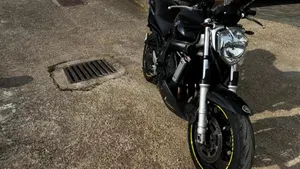 Yamaha FZ6 (2004 - 07)  (4)