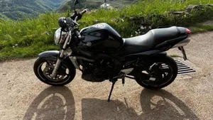 Yamaha FZ6 (2004 - 07)  (7)