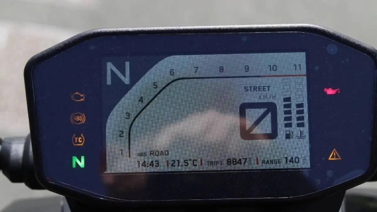 KTM 790 Duke L (2023 - 24)  (8)