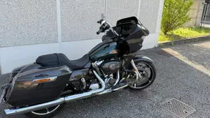 Harley-Davidson Road Glide (2024 - 26)  (2)
