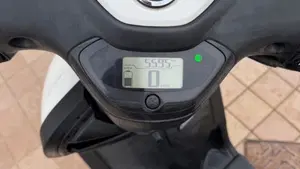 Yamaha Neo's 50 4 (2009 - 22)  (2)