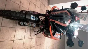 KTM 1290 Super Adventure R (2017 - 20)  (9)