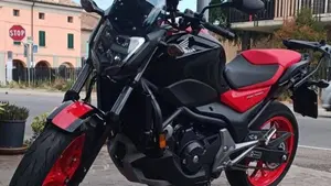 Honda NC750S DCT ABS (2016 -20)  (2)