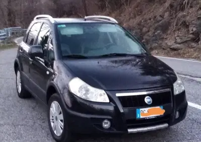 Fiat Sedici 1.6 16V 4x4 Emotion (2)