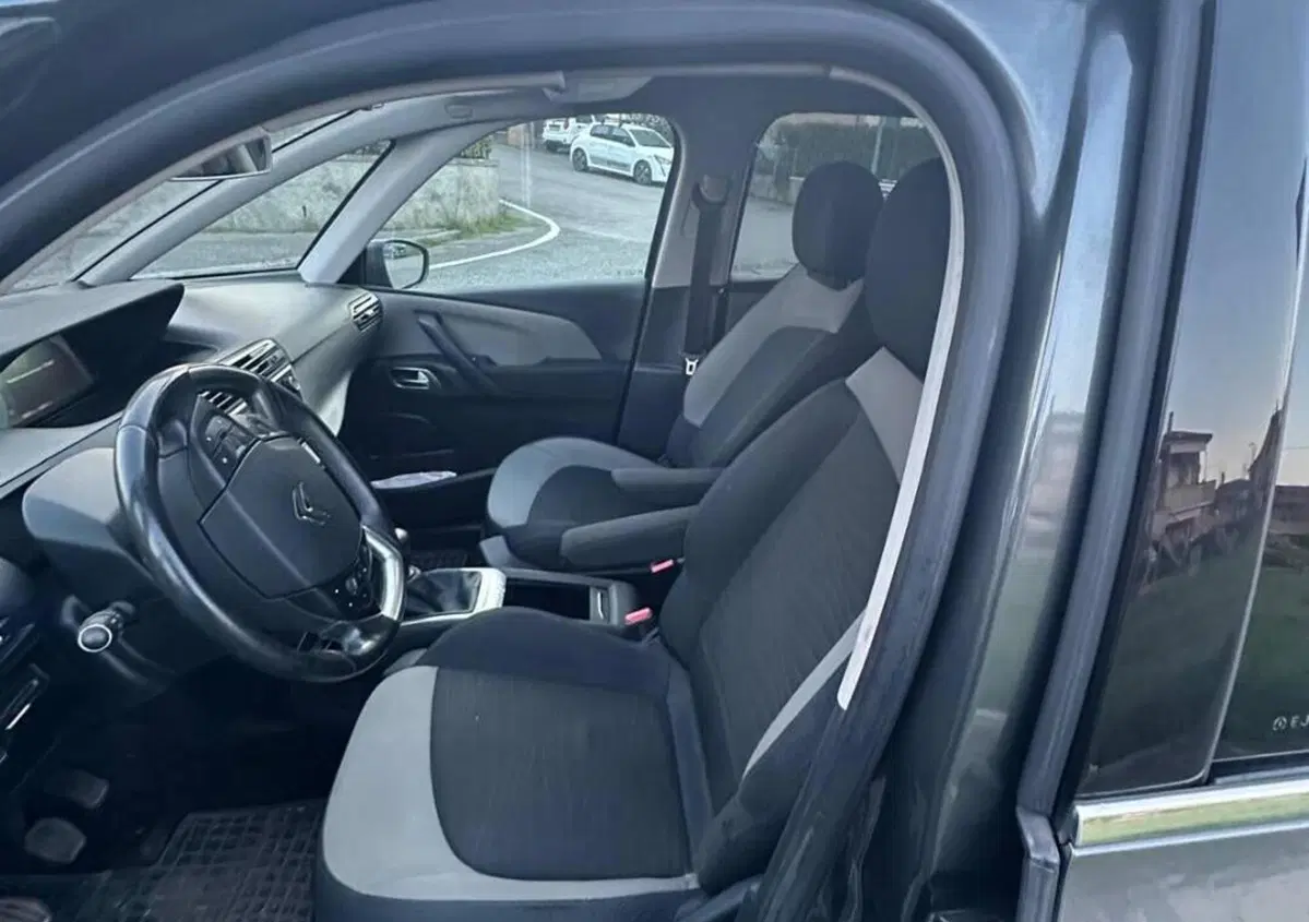 Citroen C4 Picasso 1.6 e-HDi 115 Business (2)