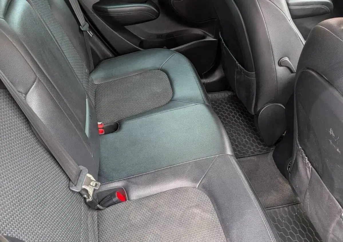 Hyundai ix35 2.0 16V 4WD Comfort (13)