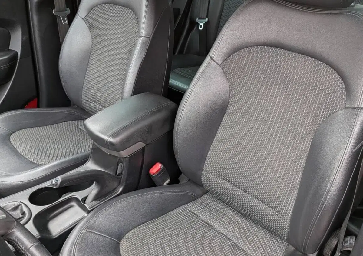 Hyundai ix35 2.0 16V 4WD Comfort (19)