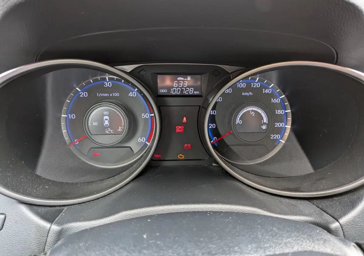 Hyundai ix35 2.0 16V 4WD Comfort (11)