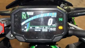 Kawasaki Z 900 SE Performance (2023 - 24)  (5)