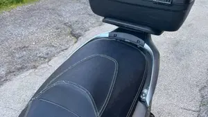 Kymco Agility 300i ABS (2019 - 20)  (9)