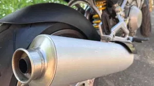 Ducati Monster 900 Special I.E. (1999 - 02)  (6)