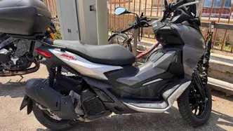 Aprilia SR GT 200 (2022 - 24) usata