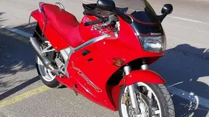 Honda VFR 750 F (1990 - 93)  (2)