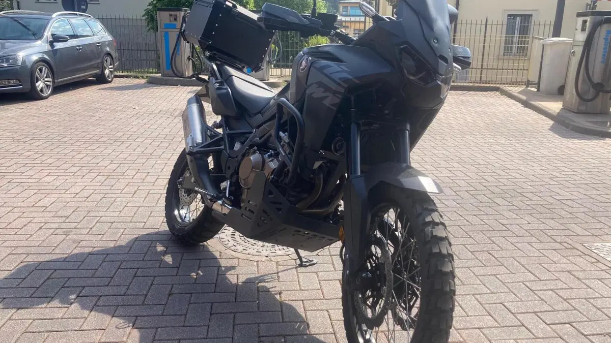 Honda Africa Twin CRF 1100L (2024 - 26)  (4)