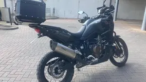 Honda Africa Twin CRF 1100L (2022 - 23)  (5)