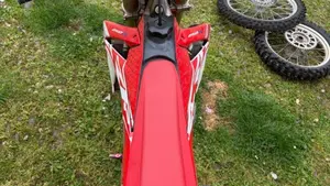 Honda CRF 250R (2017)  (9)